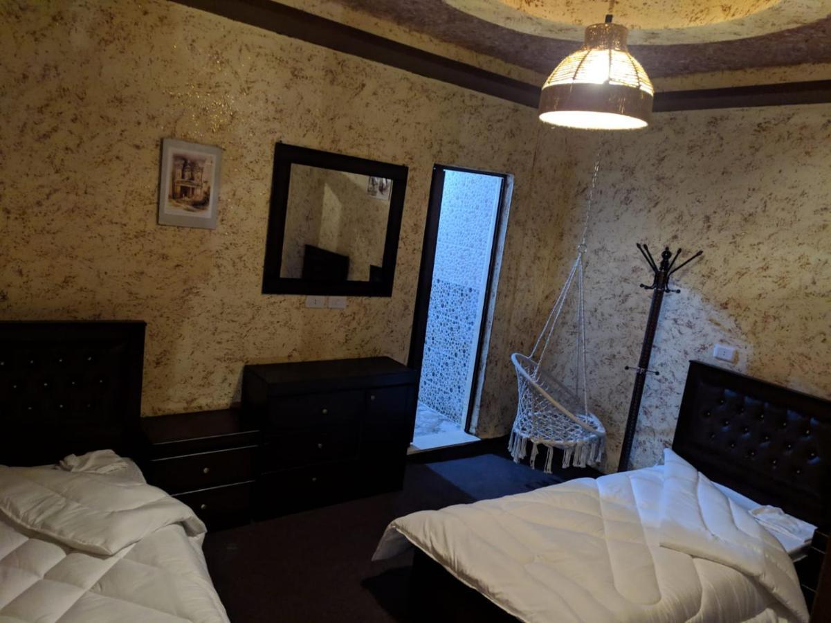 וואדי מוסא Guest House Attallah מראה חיצוני תמונה