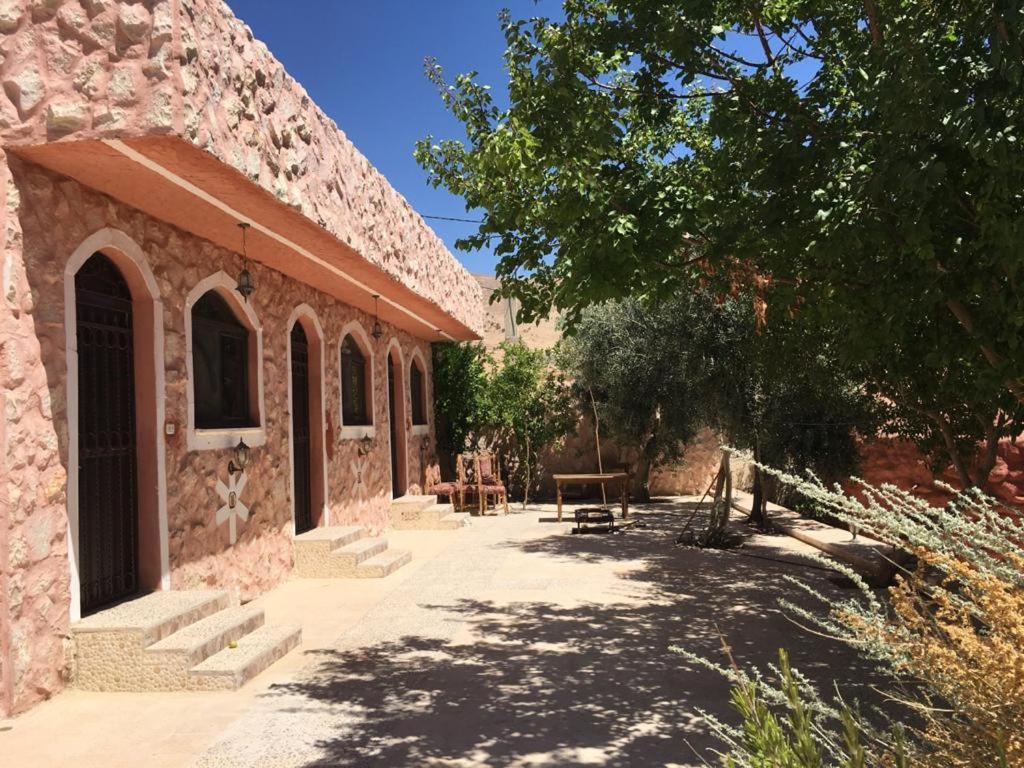 וואדי מוסא Guest House Attallah מראה חיצוני תמונה